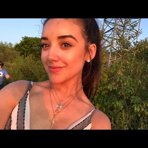 Meet your Posher, Riley